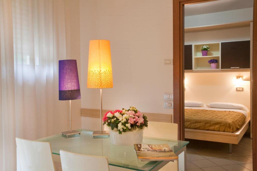 Residence Il Tulipano Ριτσόνε Δωμάτιο φωτογραφία